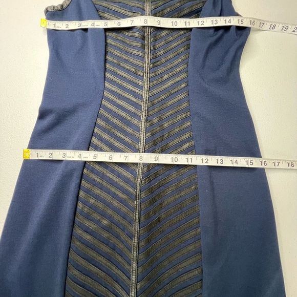 Mark & James by Badgley Mischka Navy Black Leather Trim Shift Mini Dress Small - Picture 15 of 15